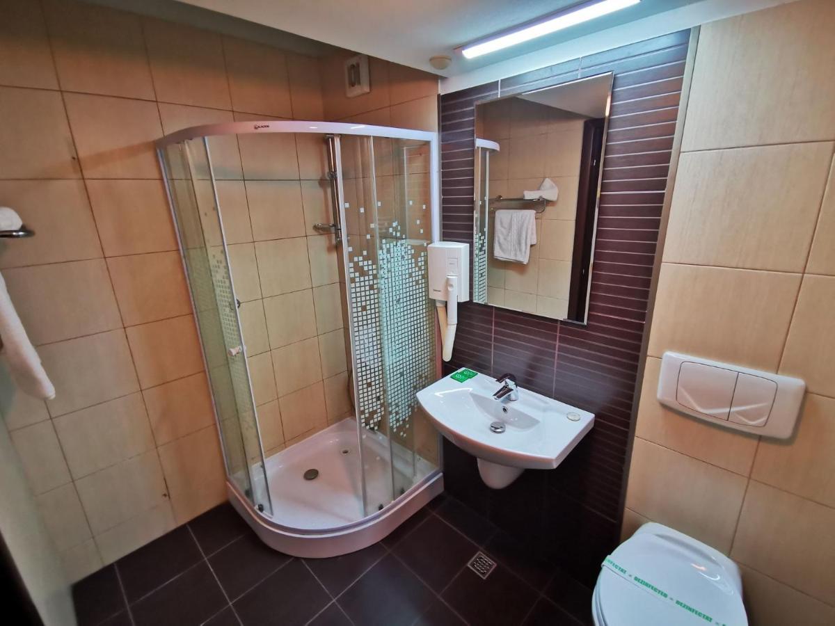 Hotel Severus Zalau Ngoại thất bức ảnh
